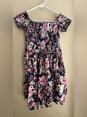 Xhiliration Floral Smocked Dress with Pink & White Flowers ~ Juniors Small